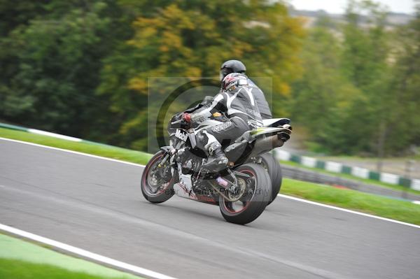 Motorcycle action photographs;Trackday digital images;cadwell;cadwell park photographs;event digital images;eventdigitalimages;motor racing louth lincolnshire;no limits trackday;peter wileman photography;trackday;trackday photos