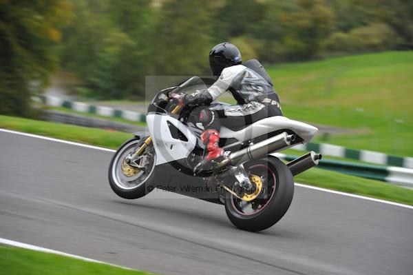 Motorcycle action photographs;Trackday digital images;cadwell;cadwell park photographs;event digital images;eventdigitalimages;motor racing louth lincolnshire;no limits trackday;peter wileman photography;trackday;trackday photos