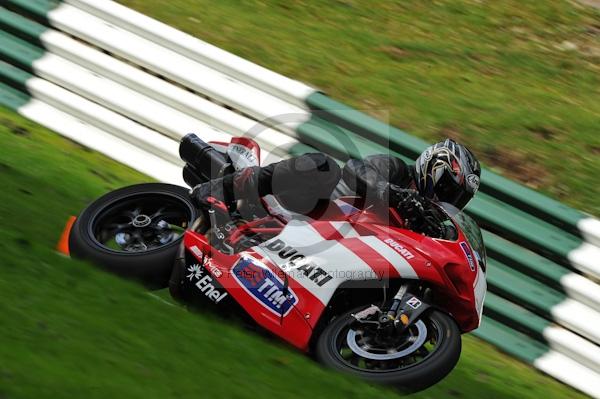 Motorcycle action photographs;Trackday digital images;cadwell;cadwell park photographs;event digital images;eventdigitalimages;motor racing louth lincolnshire;no limits trackday;peter wileman photography;trackday;trackday photos