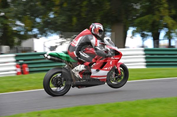 Motorcycle action photographs;Trackday digital images;cadwell;cadwell park photographs;event digital images;eventdigitalimages;motor racing louth lincolnshire;no limits trackday;peter wileman photography;trackday;trackday photos