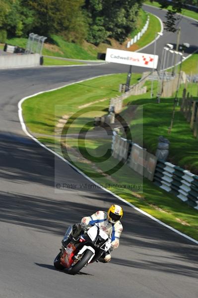 Motorcycle action photographs;Trackday digital images;cadwell;cadwell park photographs;event digital images;eventdigitalimages;motor racing louth lincolnshire;no limits trackday;peter wileman photography;trackday;trackday photos