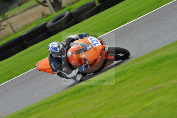 Motorcycle action photographs;Trackday digital images;cadwell;cadwell park photographs;event digital images;eventdigitalimages;motor racing louth lincolnshire;no limits trackday;peter wileman photography;trackday;trackday photos
