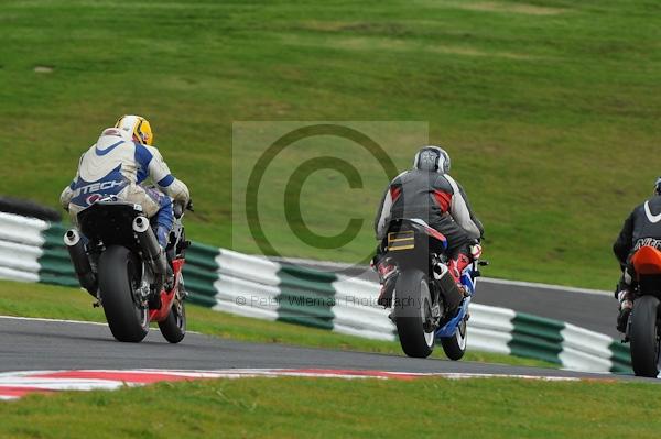 Motorcycle action photographs;Trackday digital images;cadwell;cadwell park photographs;event digital images;eventdigitalimages;motor racing louth lincolnshire;no limits trackday;peter wileman photography;trackday;trackday photos
