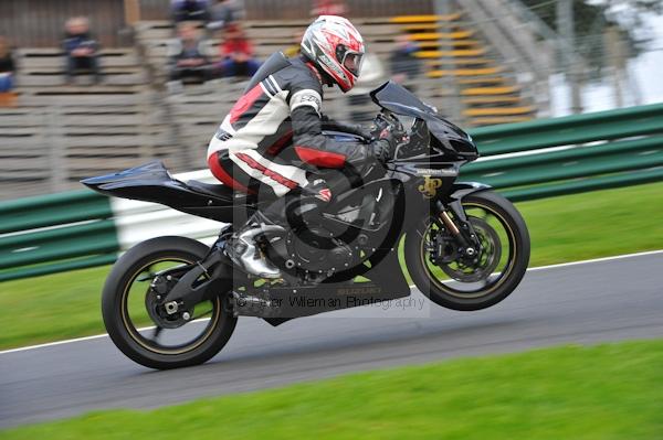 Motorcycle action photographs;Trackday digital images;cadwell;cadwell park photographs;event digital images;eventdigitalimages;motor racing louth lincolnshire;no limits trackday;peter wileman photography;trackday;trackday photos