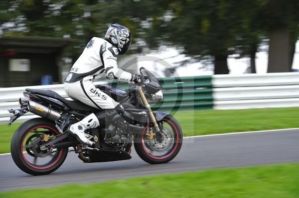 Motorcycle action photographs;Trackday digital images;cadwell;cadwell park photographs;event digital images;eventdigitalimages;motor racing louth lincolnshire;no limits trackday;peter wileman photography;trackday;trackday photos