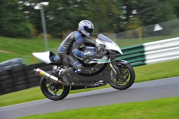Motorcycle action photographs;Trackday digital images;cadwell;cadwell park photographs;event digital images;eventdigitalimages;motor racing louth lincolnshire;no limits trackday;peter wileman photography;trackday;trackday photos