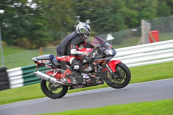 Motorcycle action photographs;Trackday digital images;cadwell;cadwell park photographs;event digital images;eventdigitalimages;motor racing louth lincolnshire;no limits trackday;peter wileman photography;trackday;trackday photos