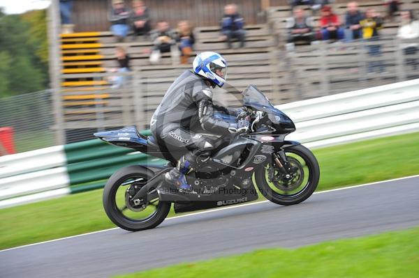 Motorcycle action photographs;Trackday digital images;cadwell;cadwell park photographs;event digital images;eventdigitalimages;motor racing louth lincolnshire;no limits trackday;peter wileman photography;trackday;trackday photos