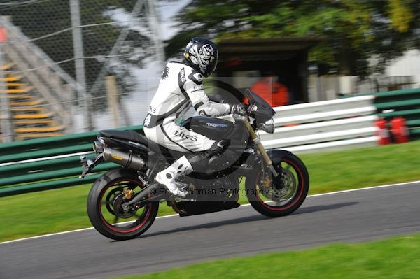 Motorcycle action photographs;Trackday digital images;cadwell;cadwell park photographs;event digital images;eventdigitalimages;motor racing louth lincolnshire;no limits trackday;peter wileman photography;trackday;trackday photos