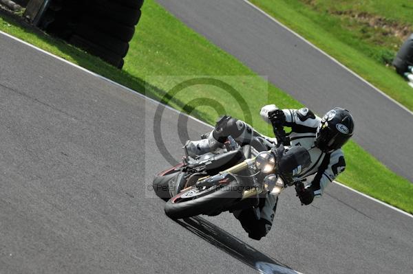 Motorcycle action photographs;Trackday digital images;cadwell;cadwell park photographs;event digital images;eventdigitalimages;motor racing louth lincolnshire;no limits trackday;peter wileman photography;trackday;trackday photos