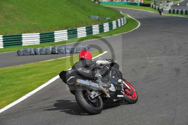 Motorcycle action photographs;Trackday digital images;cadwell;cadwell park photographs;event digital images;eventdigitalimages;motor racing louth lincolnshire;no limits trackday;peter wileman photography;trackday;trackday photos