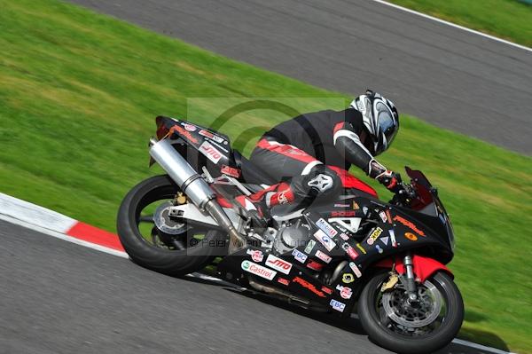 Motorcycle action photographs;Trackday digital images;cadwell;cadwell park photographs;event digital images;eventdigitalimages;motor racing louth lincolnshire;no limits trackday;peter wileman photography;trackday;trackday photos