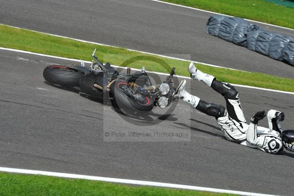 Motorcycle action photographs;Trackday digital images;cadwell;cadwell park photographs;event digital images;eventdigitalimages;motor racing louth lincolnshire;no limits trackday;peter wileman photography;trackday;trackday photos