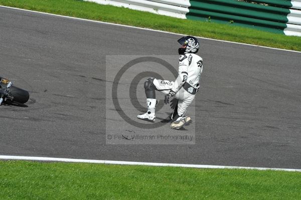 Motorcycle action photographs;Trackday digital images;cadwell;cadwell park photographs;event digital images;eventdigitalimages;motor racing louth lincolnshire;no limits trackday;peter wileman photography;trackday;trackday photos