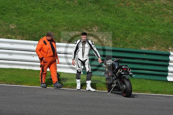 Motorcycle action photographs;Trackday digital images;cadwell;cadwell park photographs;event digital images;eventdigitalimages;motor racing louth lincolnshire;no limits trackday;peter wileman photography;trackday;trackday photos