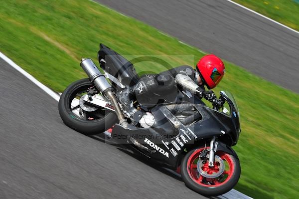 Motorcycle action photographs;Trackday digital images;cadwell;cadwell park photographs;event digital images;eventdigitalimages;motor racing louth lincolnshire;no limits trackday;peter wileman photography;trackday;trackday photos