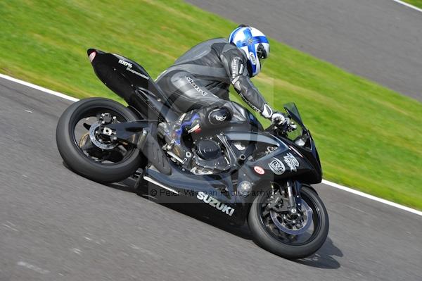 Motorcycle action photographs;Trackday digital images;cadwell;cadwell park photographs;event digital images;eventdigitalimages;motor racing louth lincolnshire;no limits trackday;peter wileman photography;trackday;trackday photos