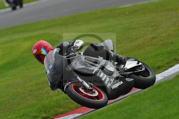 Motorcycle action photographs;Trackday digital images;cadwell;cadwell park photographs;event digital images;eventdigitalimages;motor racing louth lincolnshire;no limits trackday;peter wileman photography;trackday;trackday photos