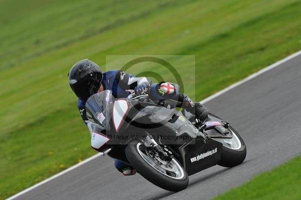 Motorcycle action photographs;Trackday digital images;cadwell;cadwell park photographs;event digital images;eventdigitalimages;motor racing louth lincolnshire;no limits trackday;peter wileman photography;trackday;trackday photos