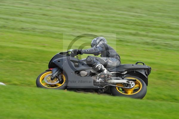 Motorcycle action photographs;Trackday digital images;cadwell;cadwell park photographs;event digital images;eventdigitalimages;motor racing louth lincolnshire;no limits trackday;peter wileman photography;trackday;trackday photos