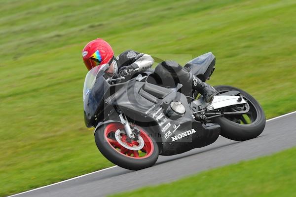 Motorcycle action photographs;Trackday digital images;cadwell;cadwell park photographs;event digital images;eventdigitalimages;motor racing louth lincolnshire;no limits trackday;peter wileman photography;trackday;trackday photos