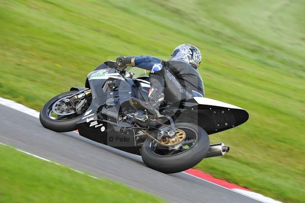 Motorcycle action photographs;Trackday digital images;cadwell;cadwell park photographs;event digital images;eventdigitalimages;motor racing louth lincolnshire;no limits trackday;peter wileman photography;trackday;trackday photos