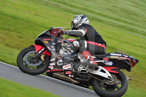 Motorcycle action photographs;Trackday digital images;cadwell;cadwell park photographs;event digital images;eventdigitalimages;motor racing louth lincolnshire;no limits trackday;peter wileman photography;trackday;trackday photos