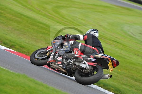 Motorcycle action photographs;Trackday digital images;cadwell;cadwell park photographs;event digital images;eventdigitalimages;motor racing louth lincolnshire;no limits trackday;peter wileman photography;trackday;trackday photos