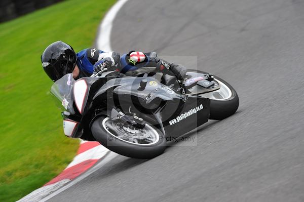 Motorcycle action photographs;Trackday digital images;cadwell;cadwell park photographs;event digital images;eventdigitalimages;motor racing louth lincolnshire;no limits trackday;peter wileman photography;trackday;trackday photos