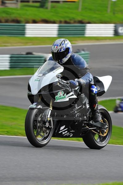 Motorcycle action photographs;Trackday digital images;cadwell;cadwell park photographs;event digital images;eventdigitalimages;motor racing louth lincolnshire;no limits trackday;peter wileman photography;trackday;trackday photos