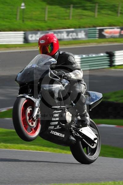 Motorcycle action photographs;Trackday digital images;cadwell;cadwell park photographs;event digital images;eventdigitalimages;motor racing louth lincolnshire;no limits trackday;peter wileman photography;trackday;trackday photos