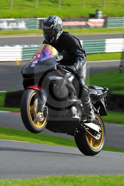 Motorcycle action photographs;Trackday digital images;cadwell;cadwell park photographs;event digital images;eventdigitalimages;motor racing louth lincolnshire;no limits trackday;peter wileman photography;trackday;trackday photos