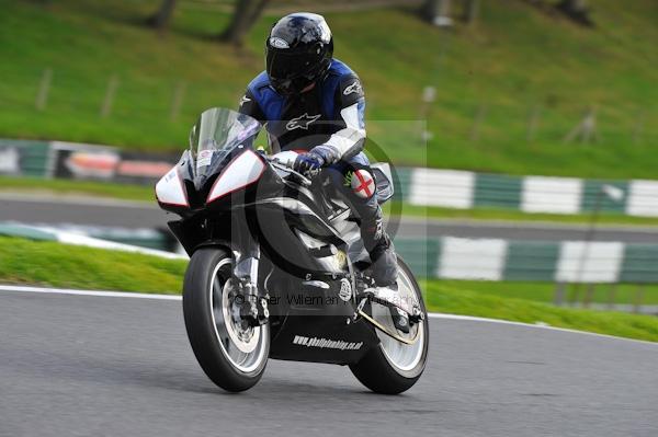 Motorcycle action photographs;Trackday digital images;cadwell;cadwell park photographs;event digital images;eventdigitalimages;motor racing louth lincolnshire;no limits trackday;peter wileman photography;trackday;trackday photos
