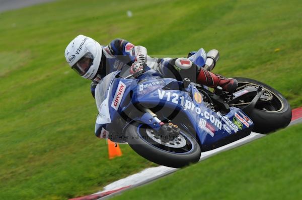 Motorcycle action photographs;Trackday digital images;cadwell;cadwell park photographs;event digital images;eventdigitalimages;motor racing louth lincolnshire;no limits trackday;peter wileman photography;trackday;trackday photos