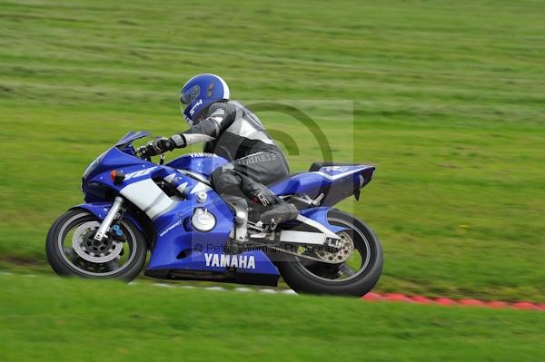 Motorcycle action photographs;Trackday digital images;cadwell;cadwell park photographs;event digital images;eventdigitalimages;motor racing louth lincolnshire;no limits trackday;peter wileman photography;trackday;trackday photos