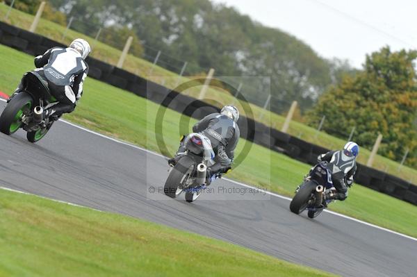 Motorcycle action photographs;Trackday digital images;cadwell;cadwell park photographs;event digital images;eventdigitalimages;motor racing louth lincolnshire;no limits trackday;peter wileman photography;trackday;trackday photos