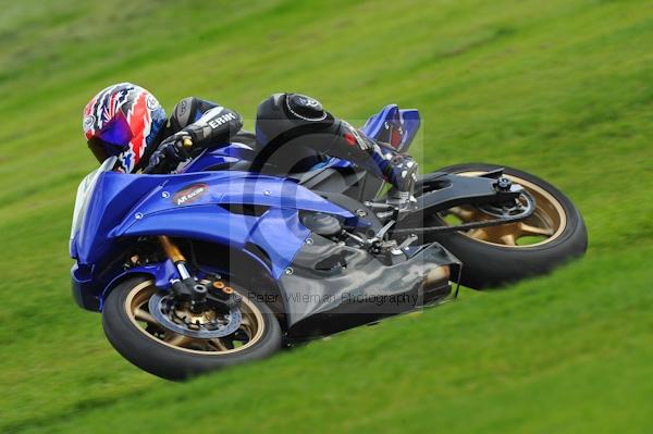 Motorcycle action photographs;Trackday digital images;cadwell;cadwell park photographs;event digital images;eventdigitalimages;motor racing louth lincolnshire;no limits trackday;peter wileman photography;trackday;trackday photos