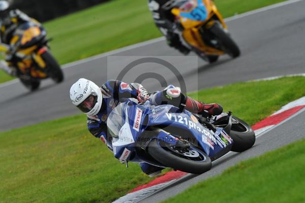 Motorcycle action photographs;Trackday digital images;cadwell;cadwell park photographs;event digital images;eventdigitalimages;motor racing louth lincolnshire;no limits trackday;peter wileman photography;trackday;trackday photos