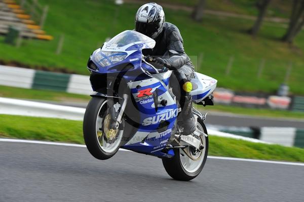 Motorcycle action photographs;Trackday digital images;cadwell;cadwell park photographs;event digital images;eventdigitalimages;motor racing louth lincolnshire;no limits trackday;peter wileman photography;trackday;trackday photos