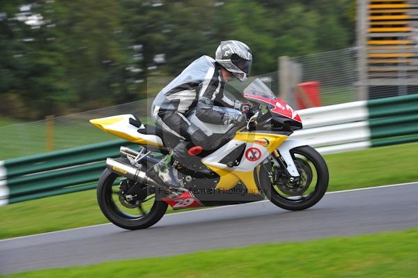 Motorcycle action photographs;Trackday digital images;cadwell;cadwell park photographs;event digital images;eventdigitalimages;motor racing louth lincolnshire;no limits trackday;peter wileman photography;trackday;trackday photos