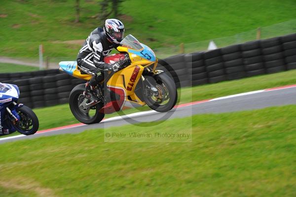 Motorcycle action photographs;Trackday digital images;cadwell;cadwell park photographs;event digital images;eventdigitalimages;motor racing louth lincolnshire;no limits trackday;peter wileman photography;trackday;trackday photos