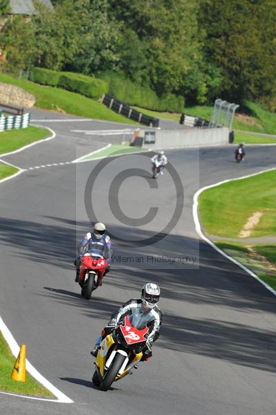 Motorcycle action photographs;Trackday digital images;cadwell;cadwell park photographs;event digital images;eventdigitalimages;motor racing louth lincolnshire;no limits trackday;peter wileman photography;trackday;trackday photos