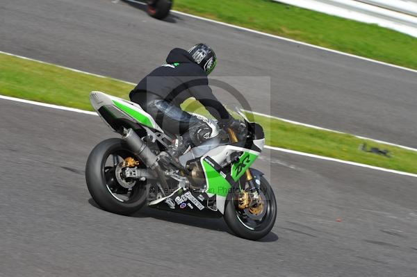 Motorcycle action photographs;Trackday digital images;cadwell;cadwell park photographs;event digital images;eventdigitalimages;motor racing louth lincolnshire;no limits trackday;peter wileman photography;trackday;trackday photos