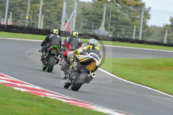 Motorcycle action photographs;Trackday digital images;cadwell;cadwell park photographs;event digital images;eventdigitalimages;motor racing louth lincolnshire;no limits trackday;peter wileman photography;trackday;trackday photos
