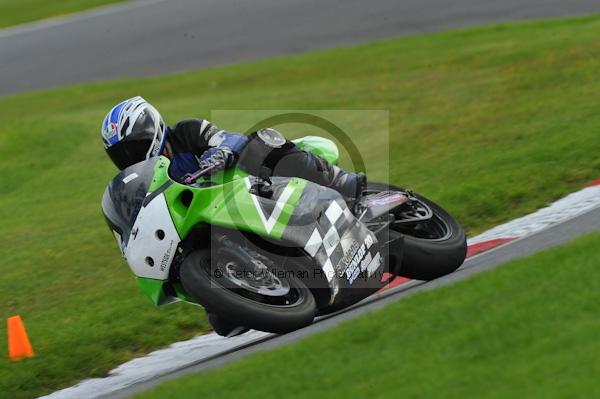Motorcycle action photographs;Trackday digital images;cadwell;cadwell park photographs;event digital images;eventdigitalimages;motor racing louth lincolnshire;no limits trackday;peter wileman photography;trackday;trackday photos