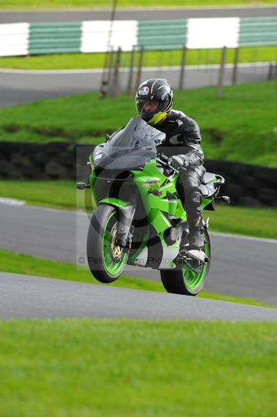 Motorcycle action photographs;Trackday digital images;cadwell;cadwell park photographs;event digital images;eventdigitalimages;motor racing louth lincolnshire;no limits trackday;peter wileman photography;trackday;trackday photos