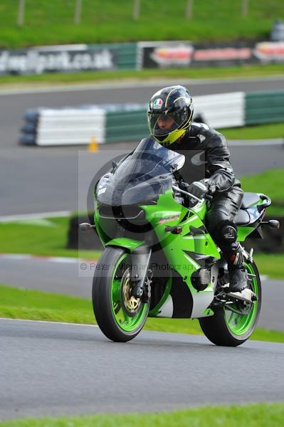Motorcycle action photographs;Trackday digital images;cadwell;cadwell park photographs;event digital images;eventdigitalimages;motor racing louth lincolnshire;no limits trackday;peter wileman photography;trackday;trackday photos