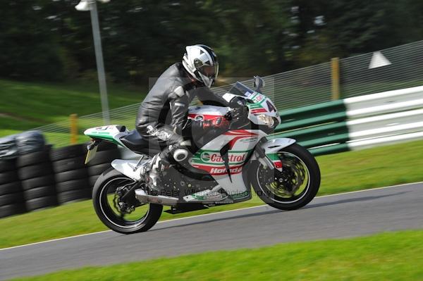 Motorcycle action photographs;Trackday digital images;cadwell;cadwell park photographs;event digital images;eventdigitalimages;motor racing louth lincolnshire;no limits trackday;peter wileman photography;trackday;trackday photos