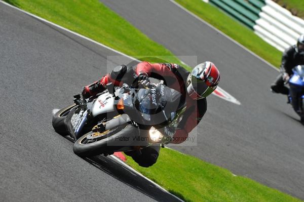 Motorcycle action photographs;Trackday digital images;cadwell;cadwell park photographs;event digital images;eventdigitalimages;motor racing louth lincolnshire;no limits trackday;peter wileman photography;trackday;trackday photos