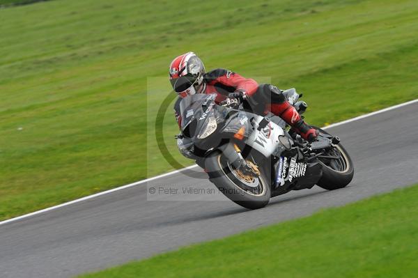 Motorcycle action photographs;Trackday digital images;cadwell;cadwell park photographs;event digital images;eventdigitalimages;motor racing louth lincolnshire;no limits trackday;peter wileman photography;trackday;trackday photos